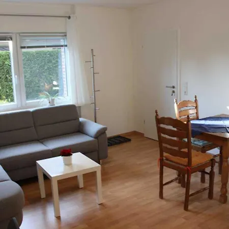 Hotel Gaestehaus An Der Fehnroute Ii, 11041 *